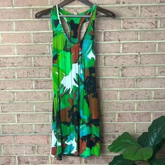 green emerald velvet dress Lala Racerback Bodycon Midi Dress in Green *Final-Sale* – Worth Collective main image 0